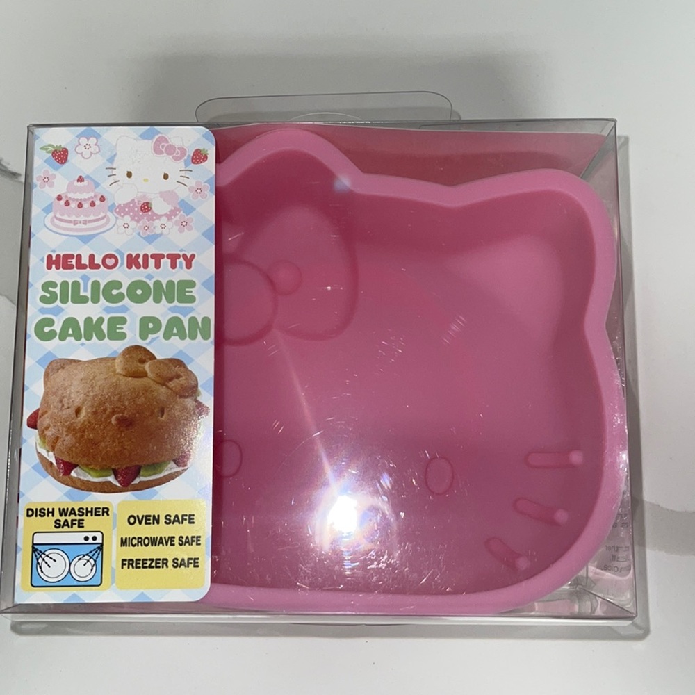 Sanrio cake pan